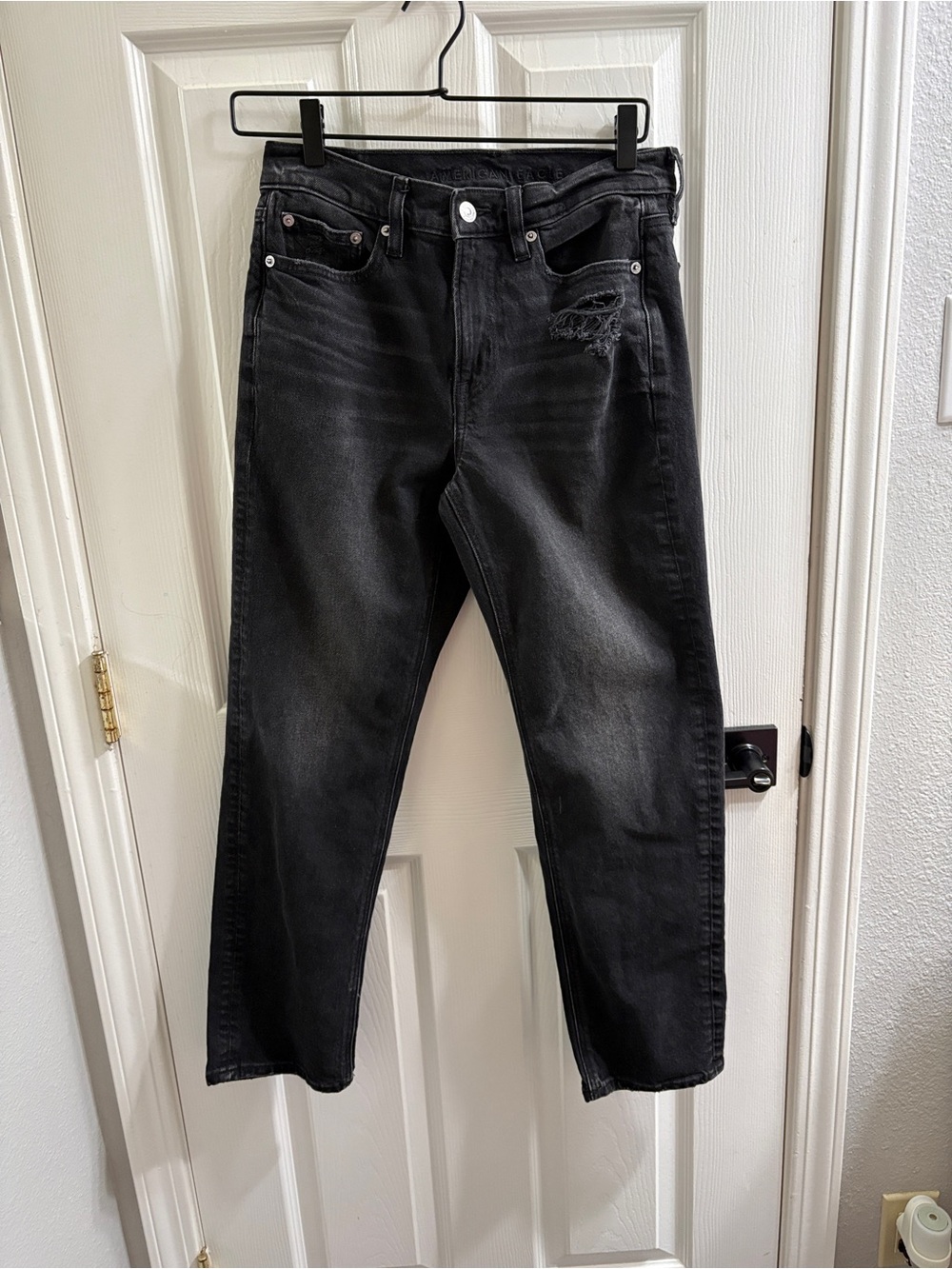 American Eagle Outfitters Super High Rise Ankle Straight Black Distressed Jeans